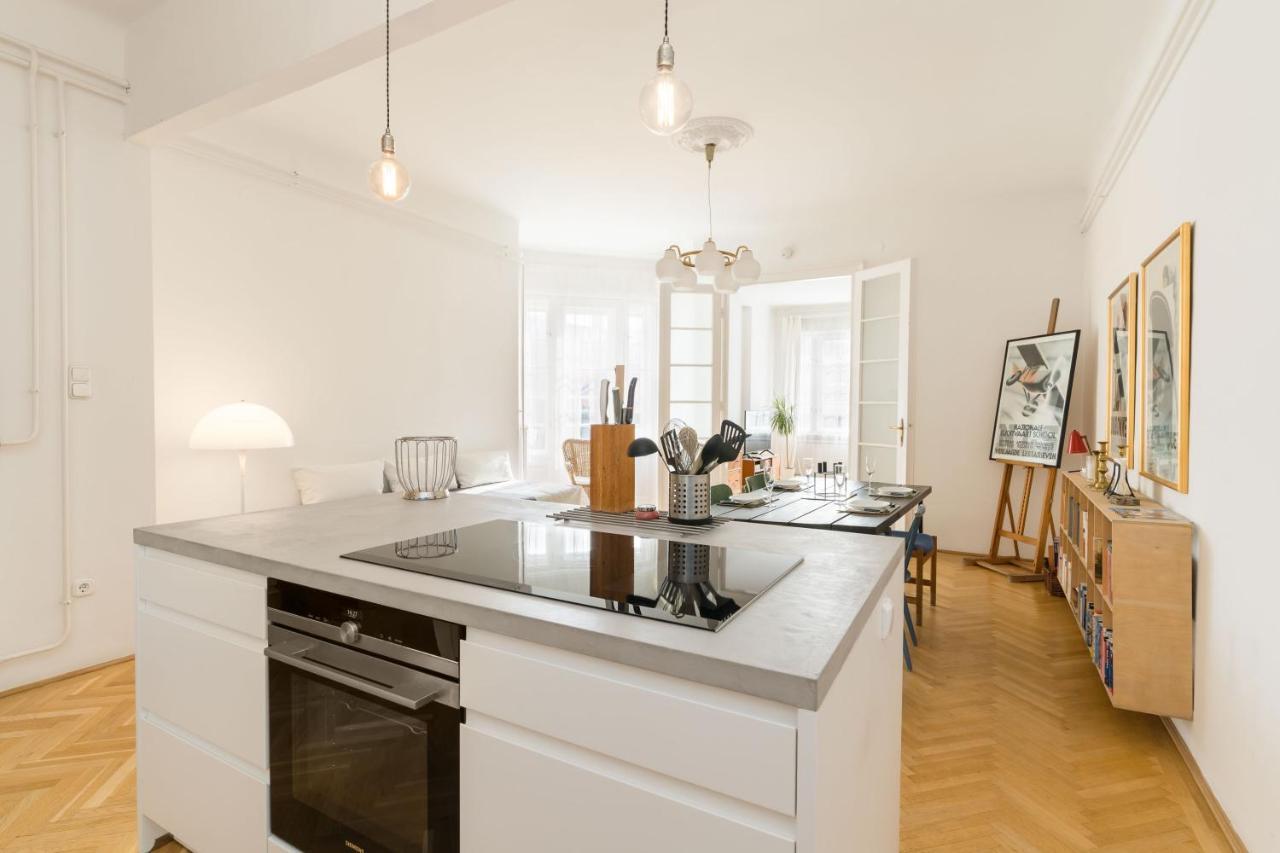 Klauzal Apartment W/3 Bedrooms, French Balcony Budapest Exterior foto